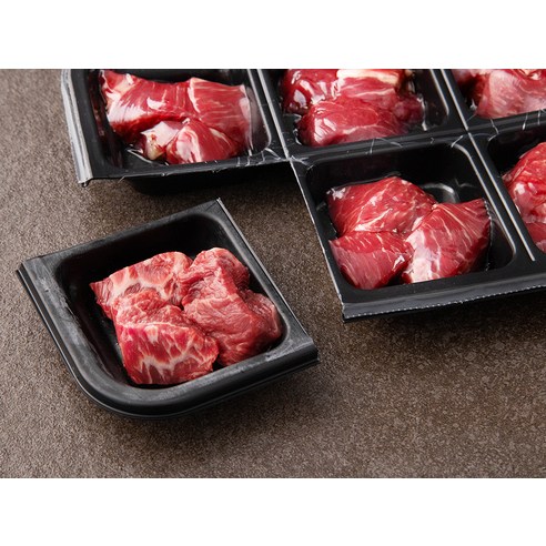 안전하고 정직한 농가에서 키운 무항생제 1+등급 한우 안심