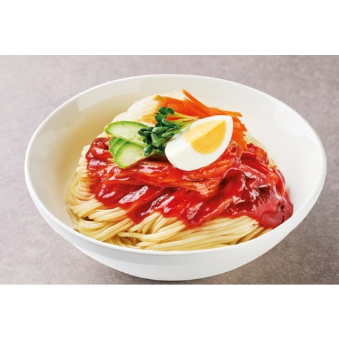 구운 면의 향긋함과 매운맛의 완벽한 조화