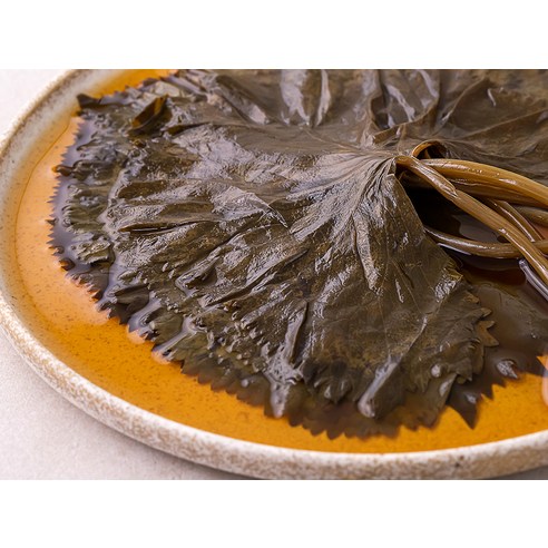 향긋한 곰취 장아찌, 밥 한 그릇 뚝딱!