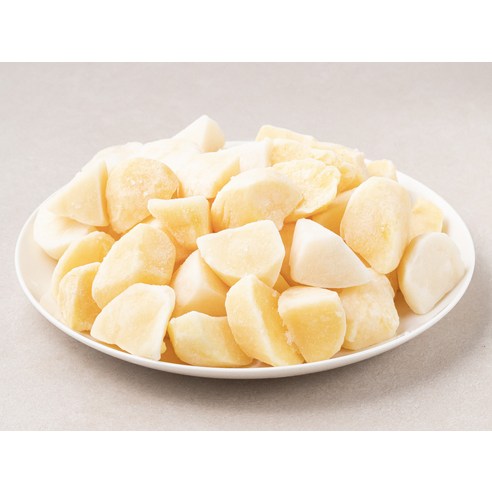 편리함과 맛의 조화를 이루는 삶은감자 컷팅