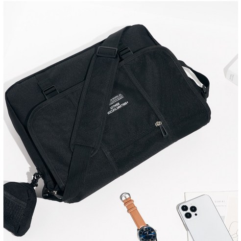 가성비 끝판왕! 스타일과 실용성을 갖춘 쥬벨로 트래비스 메신저 크로스백