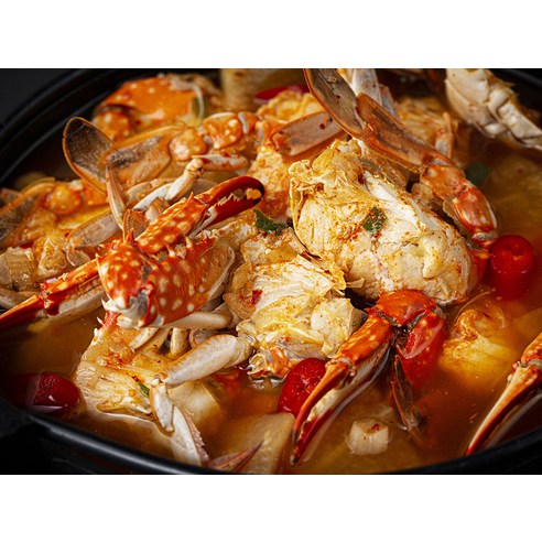 간편하게 끓여 푸짐하고 얼큰하게 즐기는 마이셰프 얼큰한 꽃게탕 밀키트