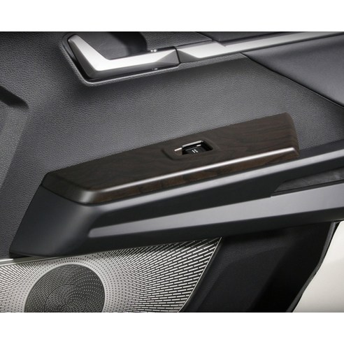차량 윈도우 스위치 보호 및 스타일링을 위한 토레스 튜닝 윈도우 스위치 몰딩 커버 4p 제품