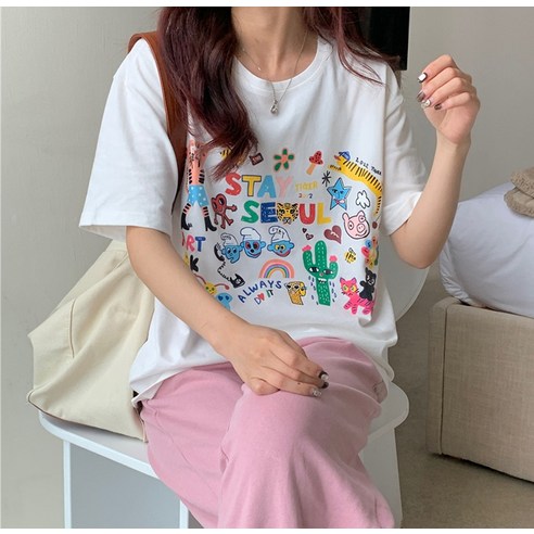 女 時尚 服裝 上衣 短袖 t卹 成年女人 成年女人 女士 女人 涼爽 夏天 夏天 夏天 夏天 夏天 夏天 涼爽的夏天 仲夏 夏天 夏天 炎熱的夏天炎熱的夏季 炎熱的夏季 夏 女裝 女士 冷靜 冷靜 女裝 服裝 短袖T卹