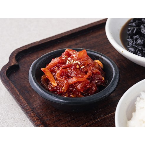 탱글탱글한 식감과 매콤한 풍미의 맛있는 젓갈
