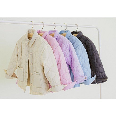 경량 패딩, 따뜻하게 감싸줍니다.