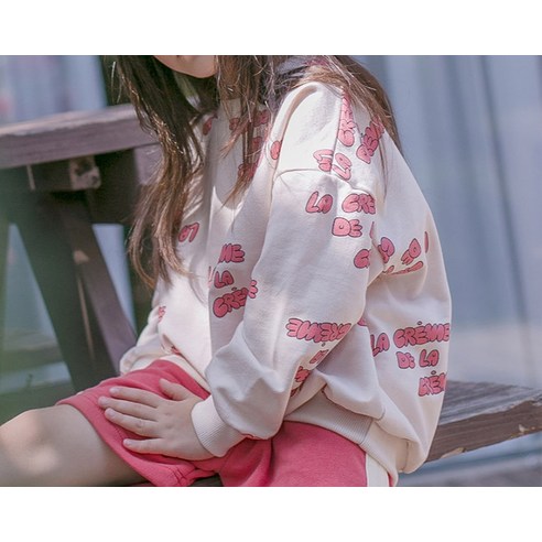 春天  秋 景  季節  孩子們  時尚  男孩  女孩  常見  服裝  上衣