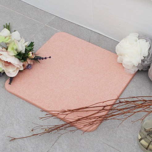 뽀송한 발, 산뜻한 욕실, 핑크빛 행복