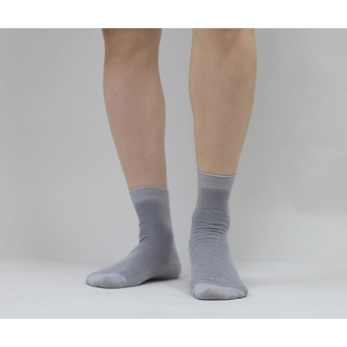 통기성 뛰어난 여름철 필수템, 이지레그 남성용 쿨 메쉬 무지 중목 양말