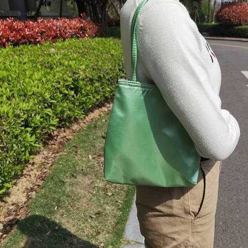 도도씨 새틴 미니 토트백