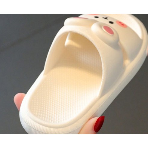 포근한 디자인과 안전한 사용을 더하는 아동용 곰토끼 슬리퍼