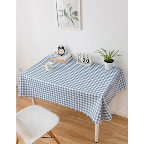 밥상 위의 찝찝함, 방수 테이블보 하나로 깔끔하게 해결!