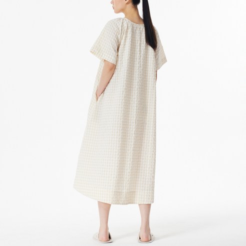 시원하고 편안한 여름밤, JAJU 시어서커 파자마 원피스와 함께