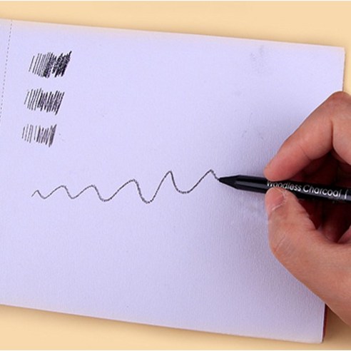 어둠을 탐색하는 예술가를 위한 궁극의 도구, ABM 블랙 드로잉 목탄 스택