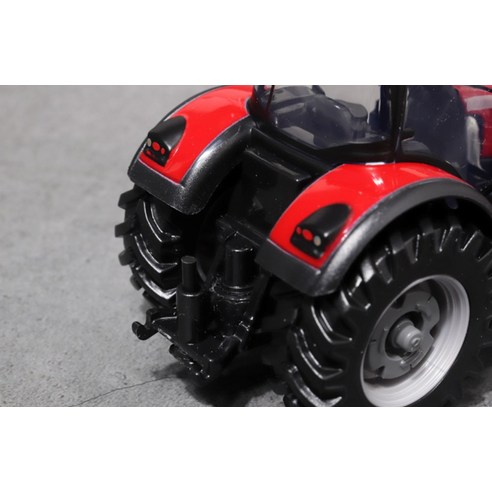 아이의 꿈을 키우는 든든한 친구, 브라고 팜 트랙터 Massey Ferguson 8740S