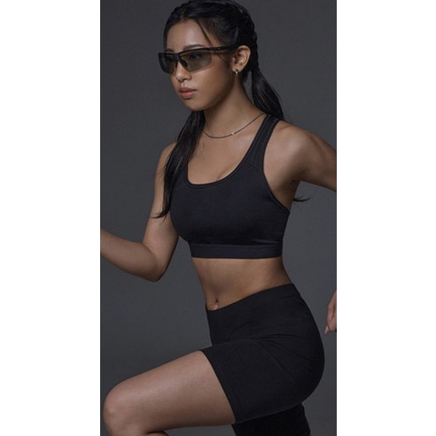 깃털처럼 가벼운 착용감, 눈부심 없는 세상으로의 초대