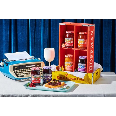 스머커즈 딸기잼 하나로 매일 아침이 행복해지는 마법!