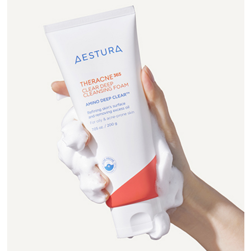 피부의 맑고 투명한 미래를 위한 부드러운 클렌징