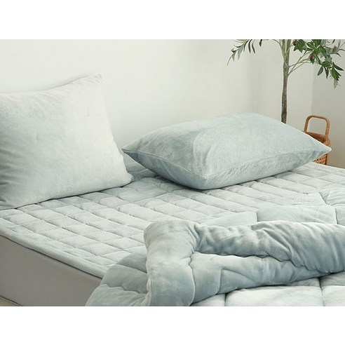 겨울철 수면을 위한 플란넬 따뜻함과 극세사 부드러움의 완벽한 조합