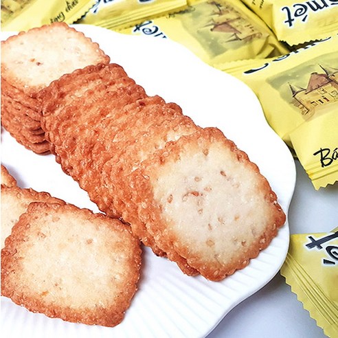 바삭함에 빠져드는 행복, 뉴트리365 고멧 참깨 코코넛 크래커