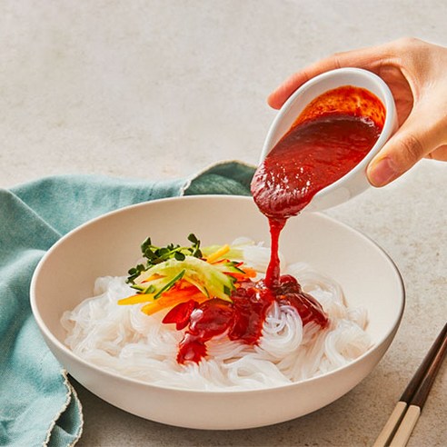 죄책감 없이 즐기는 매콤함, 팔도 비빔장 저칼로리!