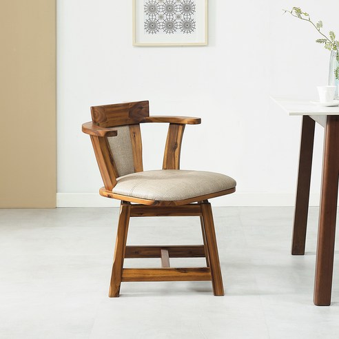 좁은 공간, 답답한 식탁 고민 해결! 안디 회전 식탁 의자로 공간 활용과 감성 인테리어까지 한 번에!