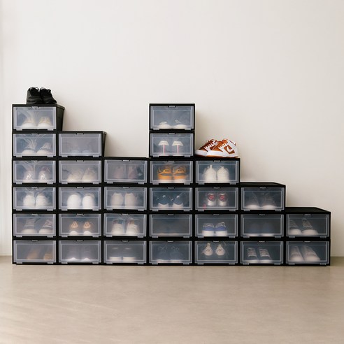 효율적인 공간 활용으로 깔끔한 신발 정리