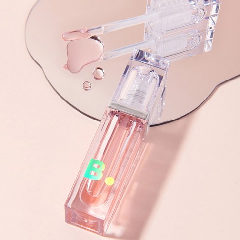 입술에 닿는 황홀경, 바닐라코 볼륨 립 플럼퍼로 숨겨진 아름다움을 깨우세요.