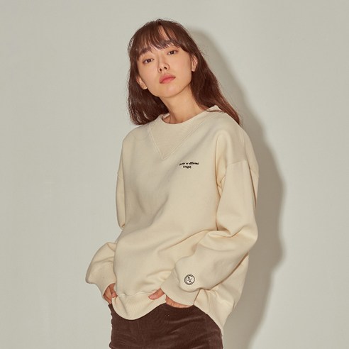 유라고 로고 맨투맨