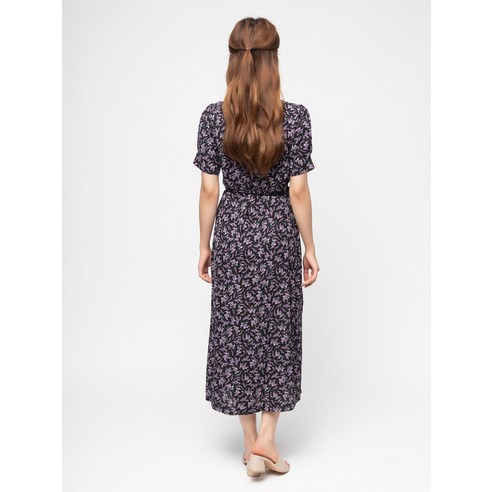 여름을 빛내는 세련된 오피스룩