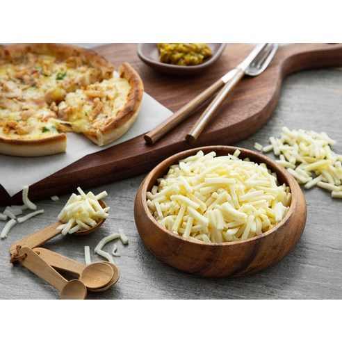 풍부한 맛과 품질을 갖춘 슈레드 모짜렐라치즈