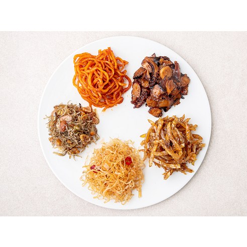 집밥의 정갈한 맛, 다양한 반찬으로 즐겨보세요