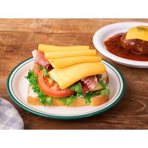 풍부한 식감과 진한 맛을 가진 상하치즈 더블업 체다 슬라이스 치즈