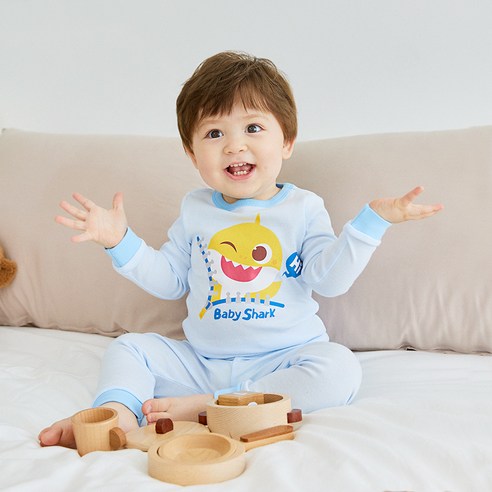 핑크퐁 아동용 아기상어 긴팔 상하 세트