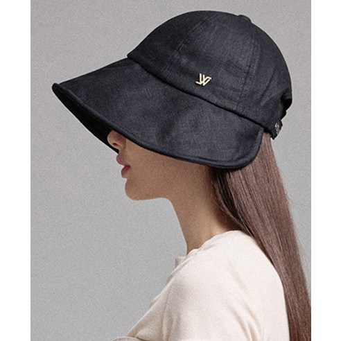 여름 햇살 아래, 당신의 사랑스러움을 완성할 화이트샌즈 루시 린넨 보닛햇