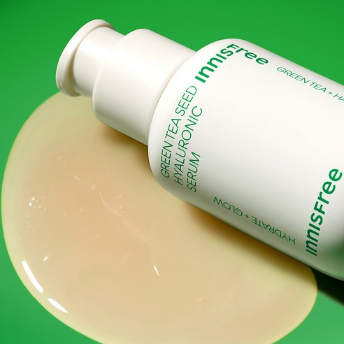 싱그러운 녹차의 힘으로 피부 속 깊은 곳까지 촉촉하게!