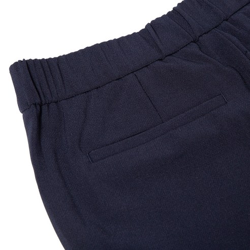 편안한 착용감과 다양한 스타일 표현이 가능한 여성용 데일리 팬츠