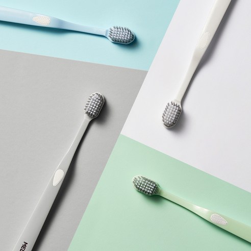 섬세한 잇몸을 위한 부드러운 속삭임, 메디안 이지클린 센서티브 칫솔