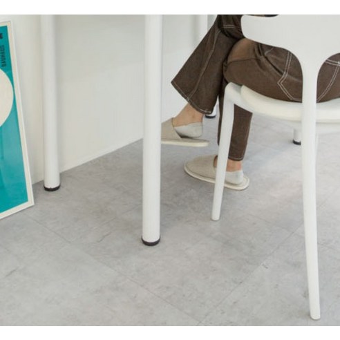 내 공간에 감성을 더하는 가구느낌 히퍼 책상