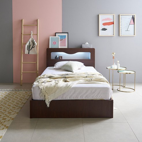 수납과 분위기를 모두 갖춘 삼익가구 로이 LED 평상형 침대로 숙면을 되찾으세요!