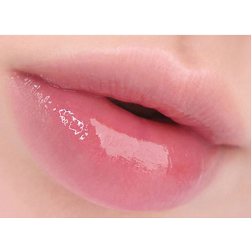 매력적인 립 메이크업의 필수 아이템