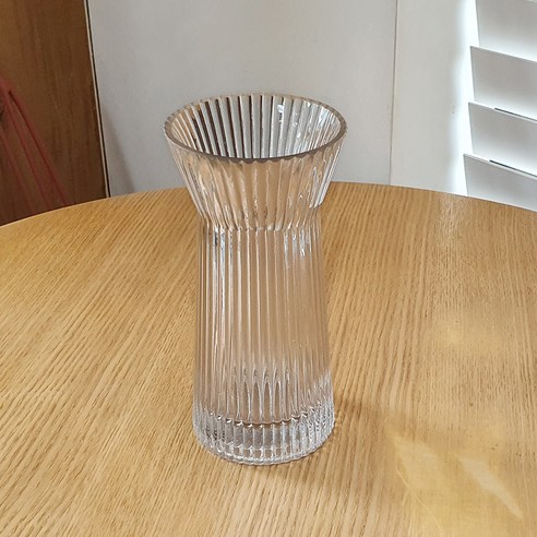 우아하고 세련미가 돋보이는 삼호유리 나팔 스트라이프 유리화병