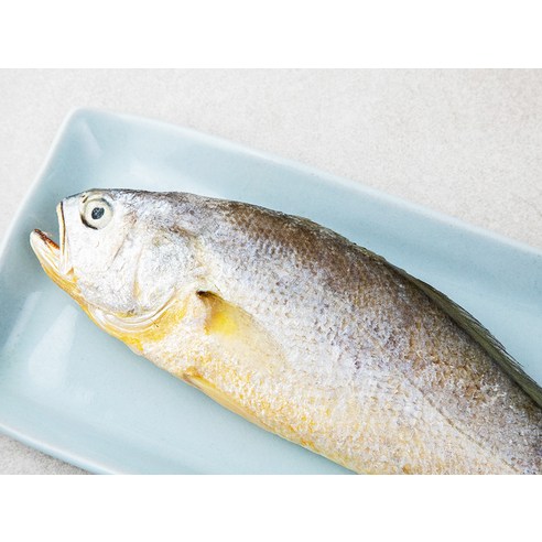 맛있는 곰곰 천일염으로 간한 부세를 소개해드릴게요.