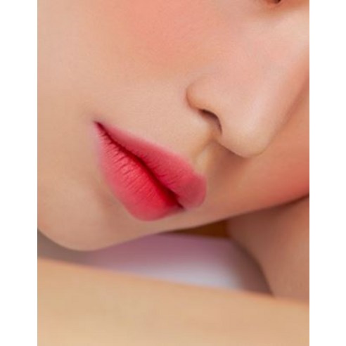 다채로운 색상과 텍스처, 모든 피부에 적합한 립스틱