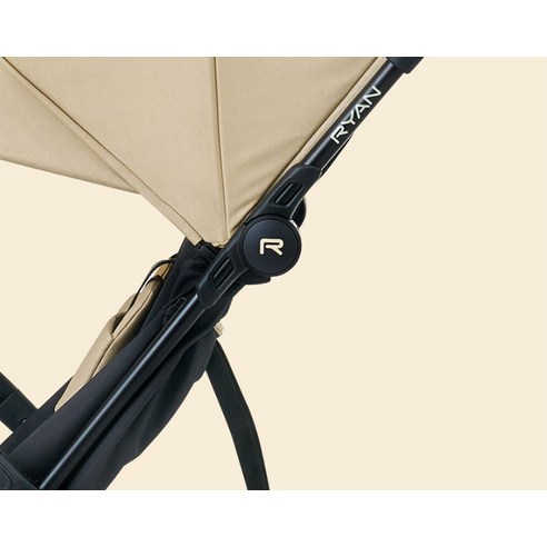 가볍게 떠나는 도시 여행, 리안 플라이 휴대용 유모차와 함께!