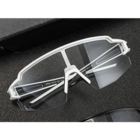 눈부신 햇살 아래, 당신의 질주를 완성하세요.