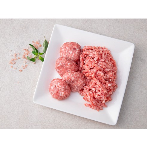 신선한 돼지고기로 만든 1등급 다짐육, 안심할 수 있는 품질과 맛있는 요리