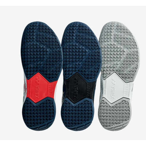 코트 위를 수놓는 황금빛 날갯짓, 요넥스 스트라이더 플로우 와이드 배드민턴화 SHB-SF