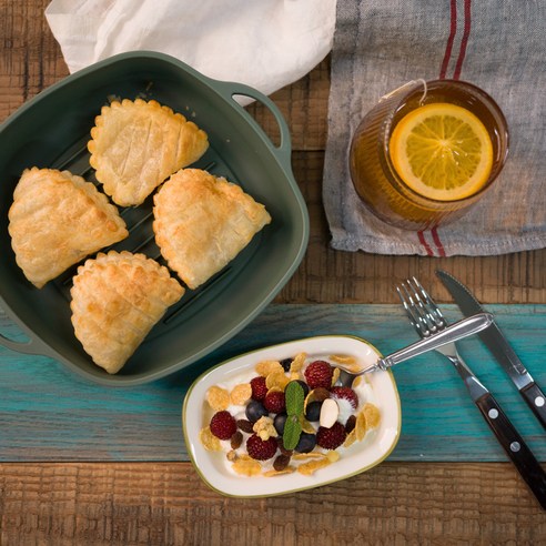 건강하고 편리하며 세련된 요리 솔루션을 위한 인콕 실리콘 에어프라이어 용기