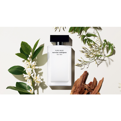 섬세한 머스크와 우디의 조화, 당신의 매력을 완성하는 향수